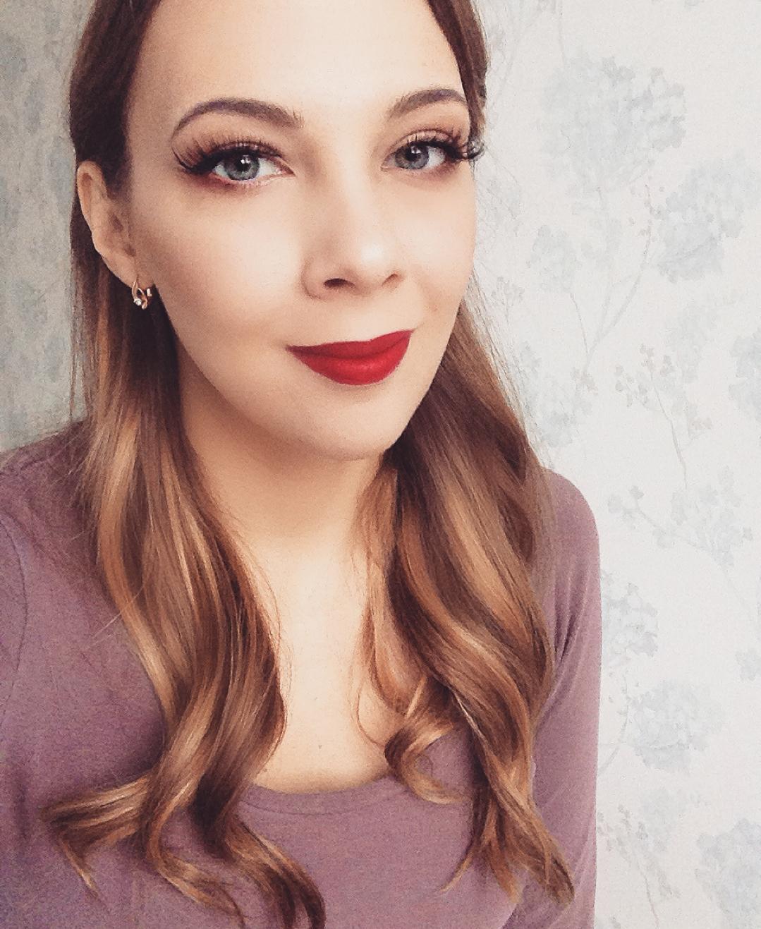 ? I'll let you in on a little secret: there will be a video with this makeup soon! ???? #selfie #youtube #makeup #mua #redlips #makeup #makeupartist #makeupartistkyiv #makeupartistcomforttown in Sand Diego, CA