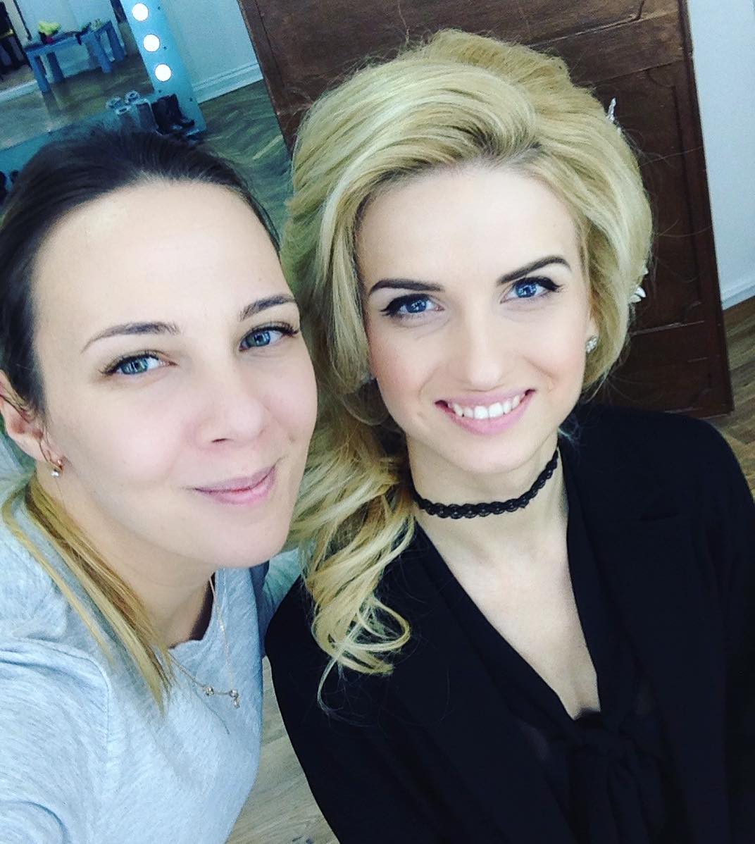 Today, @fashionvaleri and I created some beauty at @boom_showroom ?? #hairstyle @vika_komarik ? #hair #hairstyle #hairupdo #stylist #stylistkyiv #hairdressingtraining in Sand Diego, CA