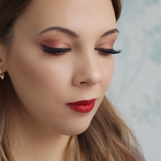 ? Check out my new makeup video on #YouTube! Active link in my profile. Watch my new video on YouTube, link in bio⬆️ in Sand Diego, CA