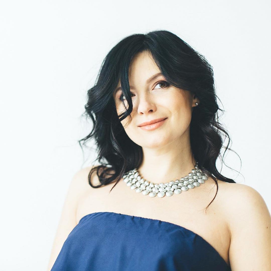 #makeup and #hairstyle @vika_komarik #makeup #hairstyle #byme #muah #makeupandhair #waitingforawonder in Sand Diego, CA