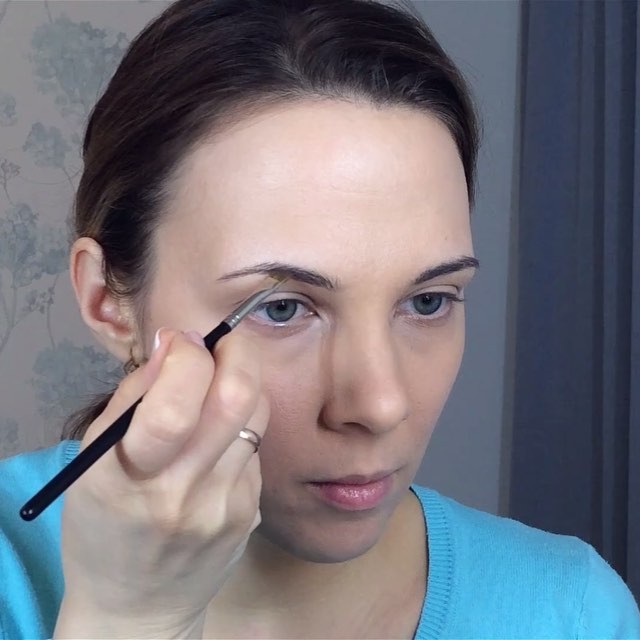 #makeup #mua #tutorial #makeuptutorial #makeupartist #beauty #makeuplesson #youtube #beautyblogger in Sand Diego, CA