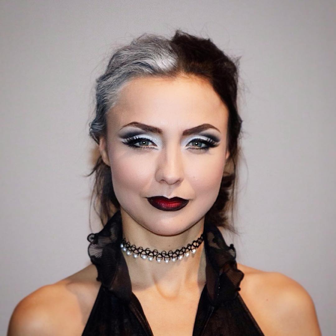 Corporate look ?viktoriamakeup.com #makeup #hairstyle #cutcrease #cruella #cruella in Sand Diego, CA