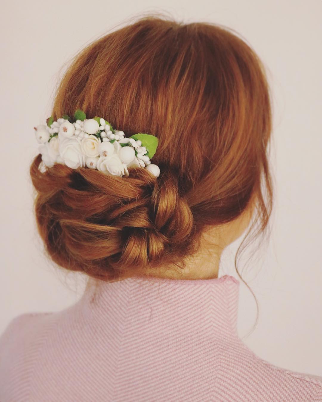 Hairstyle: @vika_komarik viktoriamakeup.com ??? #hairstyle #lowbun #weddinghairstyle #stylist #stylistkiev #makeupartist #hair #hairupdo #weddinghair @art4studio @elstile in Sand Diego, CA