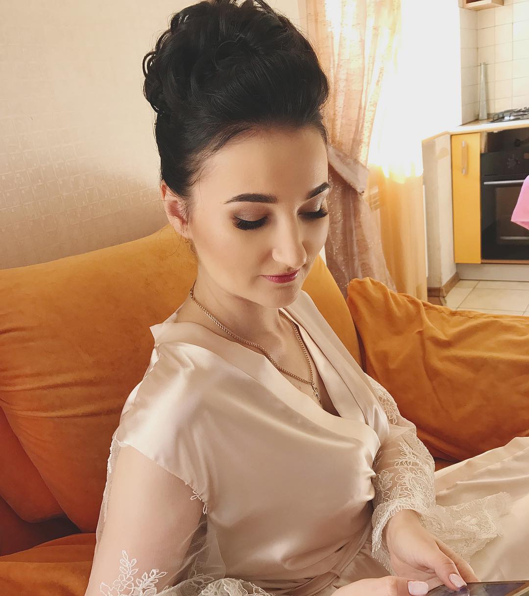 Bride's look - @vika_komarik ??? #weddingstylistkiev #weddinghairstyle #weddingmakeup #airbrushkiev #hairstyle #wedding #hairstylekiev #hairstylekyiv #makeupkiev #makeupartistkiev #makeup #makeupkiev #bride #weddingmakeup #hairstyletraining #weddingstyle in Sand Diego, CA