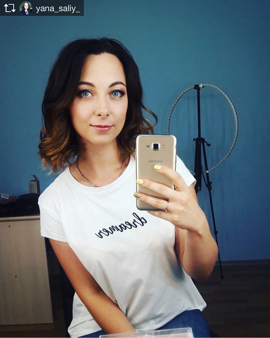 ?Thank you for the feedback! ? Repost from @yana_saliy_ @TopRankRepost #TopRankRepost In a new look by @vika_komarik ❤ you feel like a perfect ??
.
.

#cateyes #beauty #look #eveningmakeup #makeup #girl #selfie in Sand Diego, CA