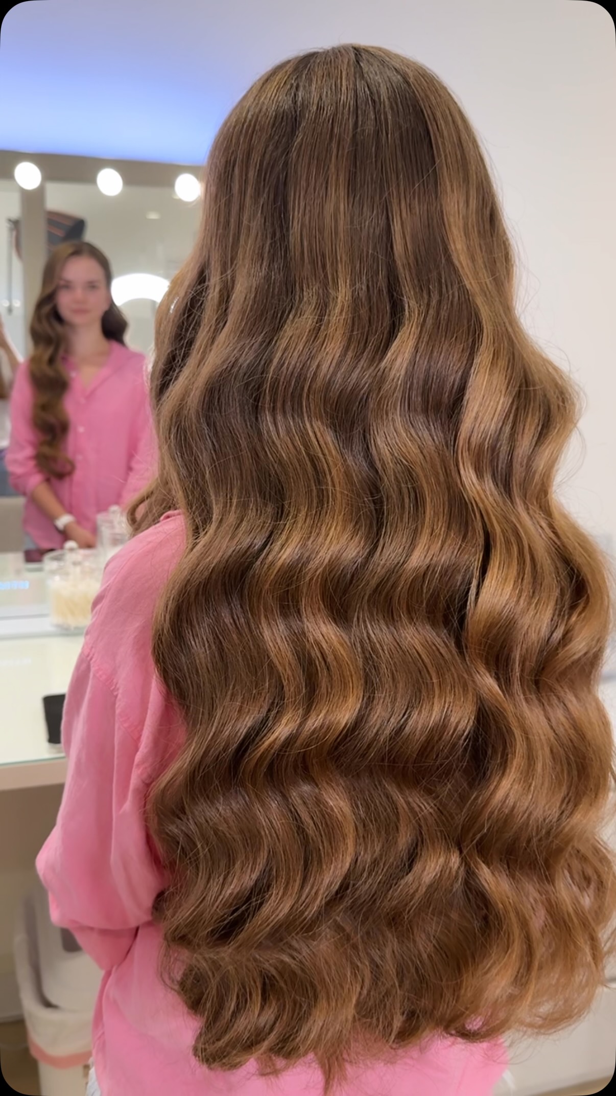There’s just something about long, thick hair styled into soft, glossy waves… feminine, and so glamorous ✨ in Sand Diego, CA